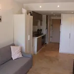 Apartamento Avec Terrasse Port De *